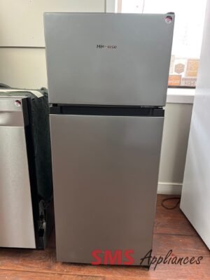 Open Box Fridges HRT044VE Hisense - Image 1
