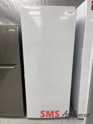 Open Box Freezers FFUE1326AW Frigidaire - Image 1