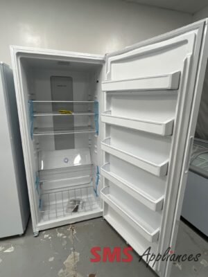 Open Box Freezers FFUE2022AWW Frigidaire - Image 2