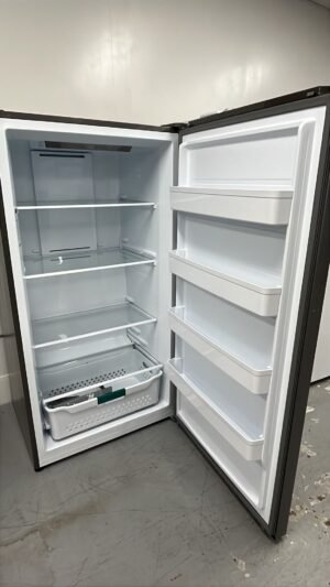 Open Box Freezers HFU171N1AVE Hisense - Image 2