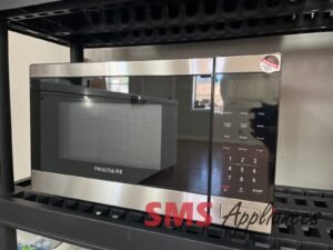 Open Box Microwaves EMW959-C Frigidaire - Image 1